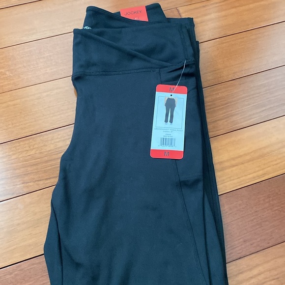 Jockey Crosswaist yoga pants - Picture 5 of 5